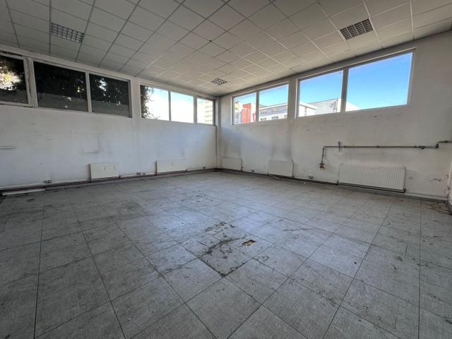 Gewerbe mieten in Hall in Tirol, Tirol