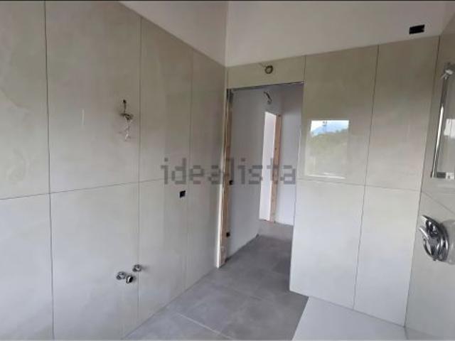 Appartamento in vendita a Vercana, Lombardia