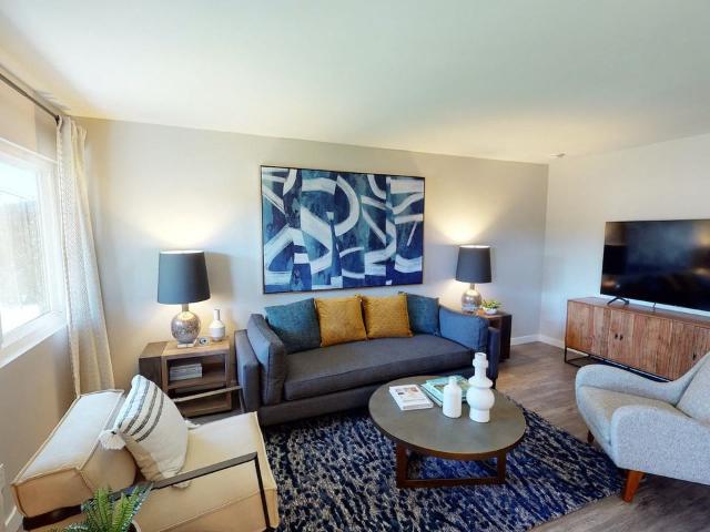Apartment for rent in Corona Del Mar, California
