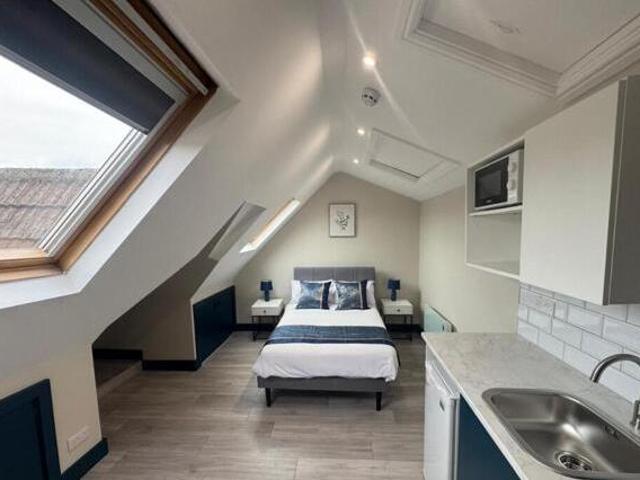 House for rent in Lyons, Greater London