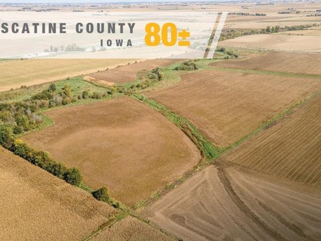Land for sale in Cedar, Iowa