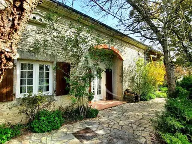 Maison vente à Confolens, Verdille