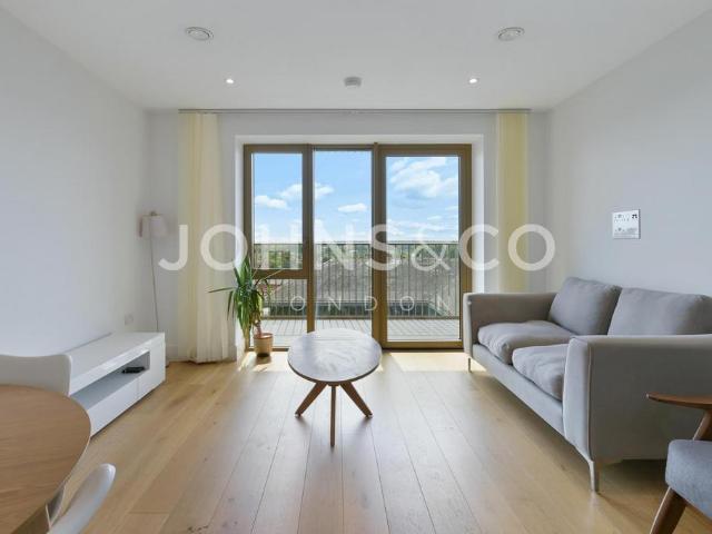 House for rent in London Borough of Hounslow, Strand
