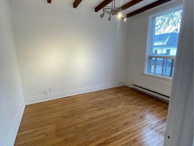 Apartment for rent in St. Leonard's, Quebec