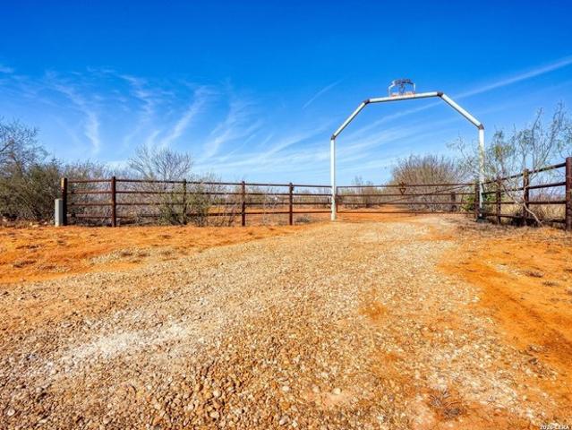 Farm for sale in Dilley, Frio County