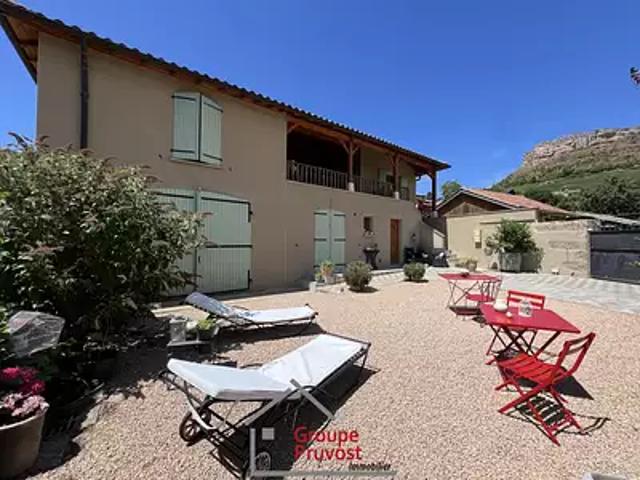 Maison vente à Mâcon, Vergisson
