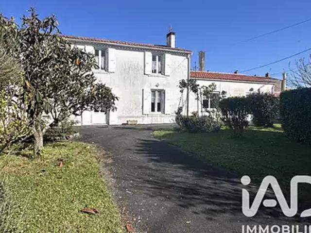 Maison vente à La Rochelle, Vérines