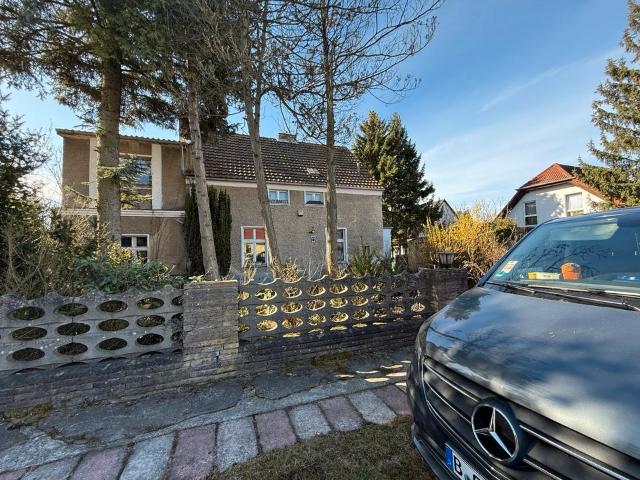 Haus kaufen in Marzahn-Hellersdorf, Berlin