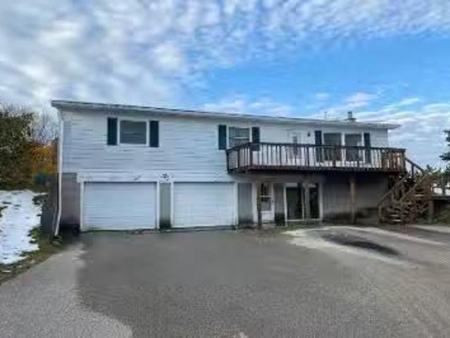 House for sale in Traverse City