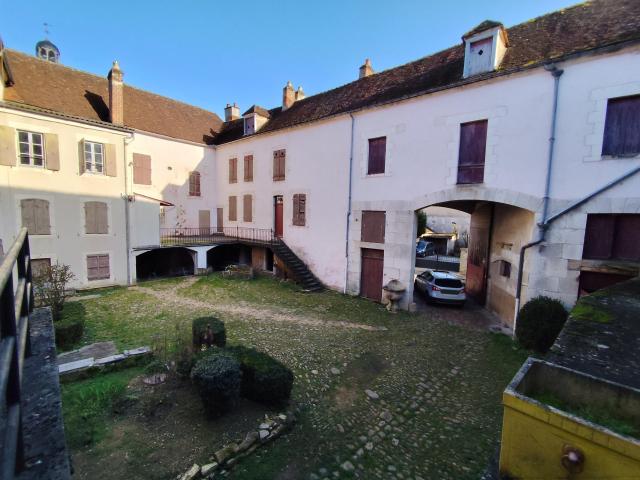 Maison vente à Auxerre, Vermenton