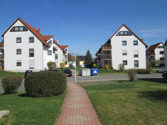 Dachgeschosswohnung kaufen in Niederlungwitz, Glauchau