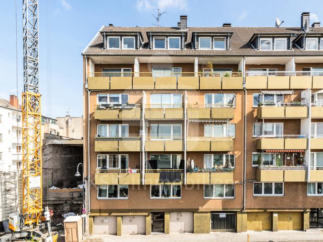 Wohnung kaufen in Merheim, Köln