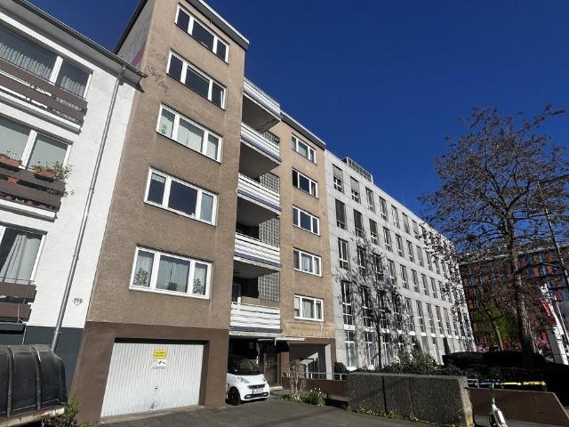 Wohnung kaufen in Mülheim, Köln