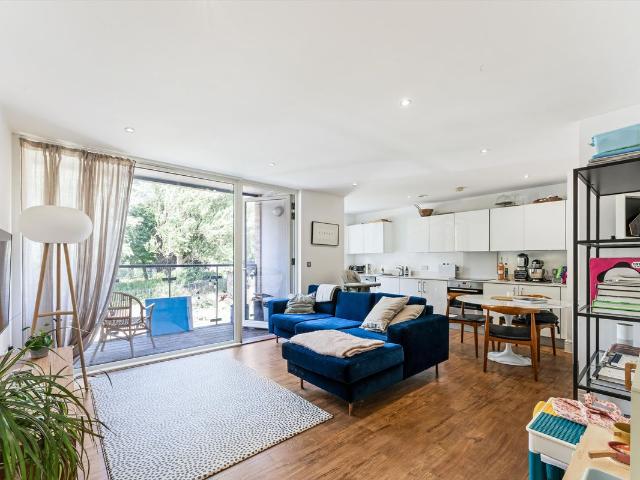 Apartment for rent in Old Ford, Bow