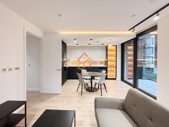 House for rent in Angel, Greater London