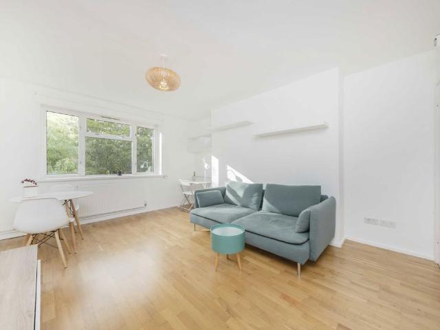 Apartment for rent in London Borough of Wandsworth, Greater London