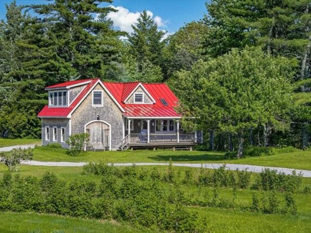 House for sale in Mount Holly, Vermont