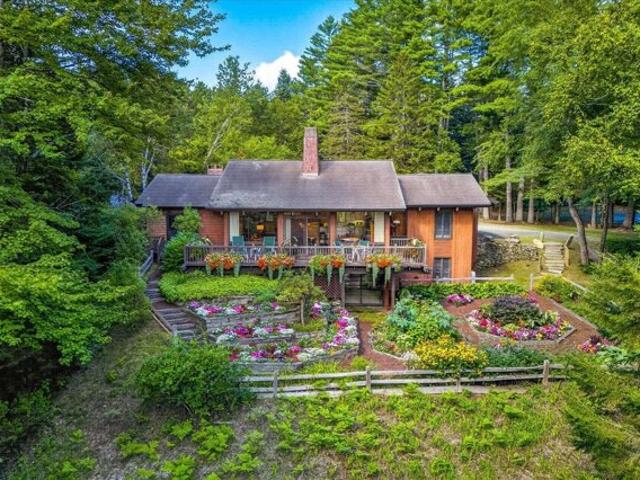 House for sale in The Island, Weston
