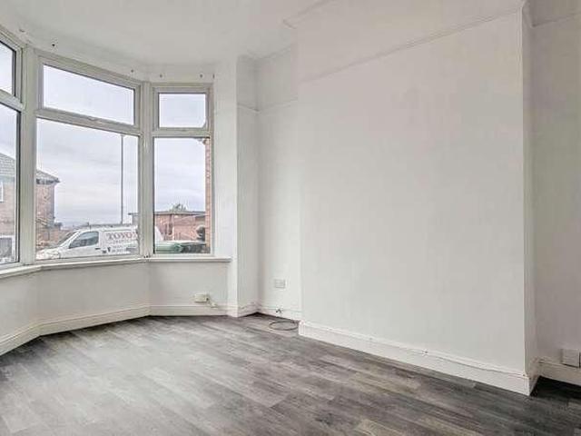 House for rent in Shaw Side, Oldham