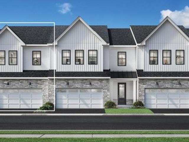 Townhouse for sale in Chester, Pennsylvania