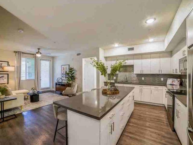 Apartment for rent in California