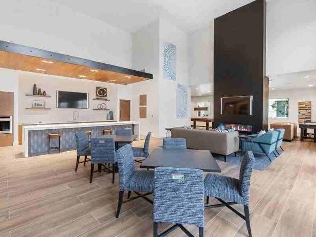 Apartment for rent in California