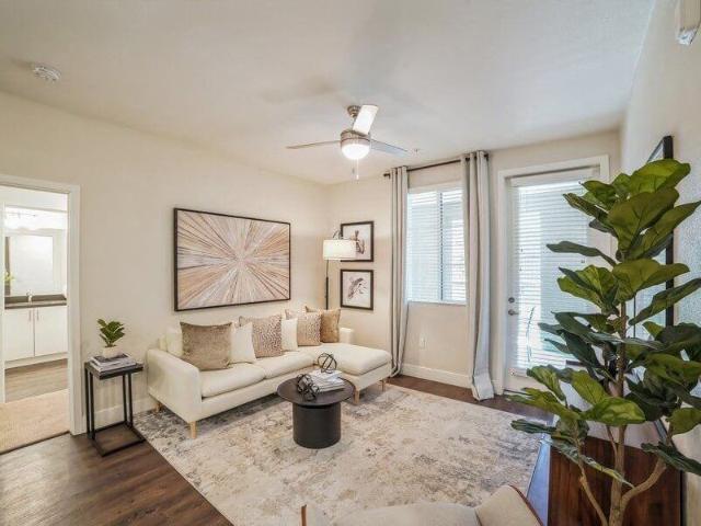 Apartment for rent in California