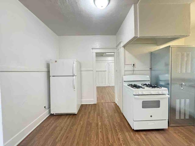 Apartment for rent in Canoga Park, California