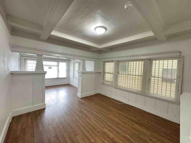 Apartment for rent in Canoga Park, California
