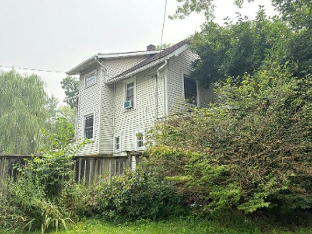 House for sale in Warren, Ohio