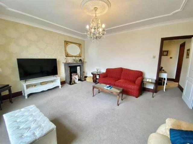Apartment for rent in Upton, Torquay