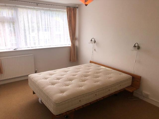 House for rent in London Borough of Barnet, Greater London
