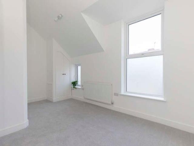 House for rent in Ewens Farm, Golden Valley