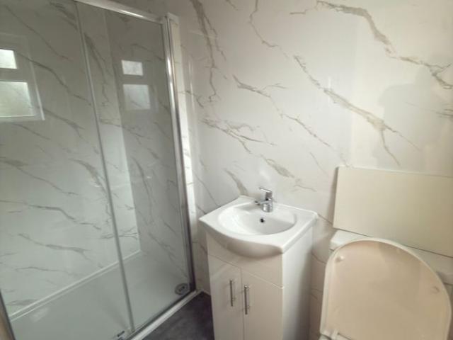 House for rent in London Borough of Redbridge, Greater London