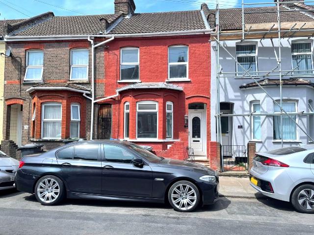 House for rent in Spring Park, Luton