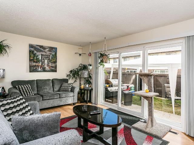 House for rent in Wedgewood, Alberta
