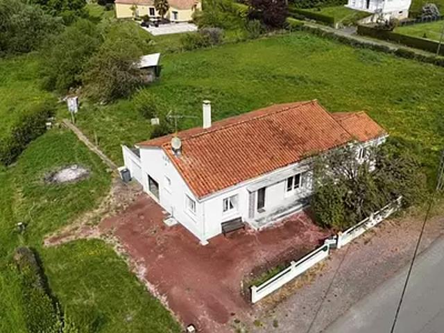 Maison vente à L'Aubertière, Vernoux-en-Gâtine