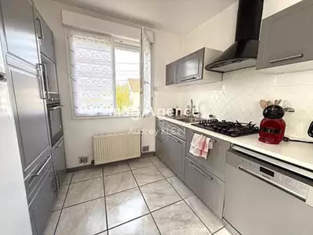 Maison vente à Sens, Véron
