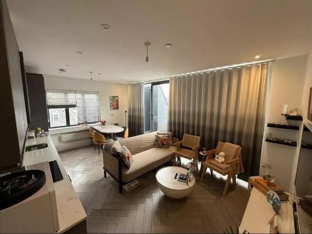Apartment for rent in Slough