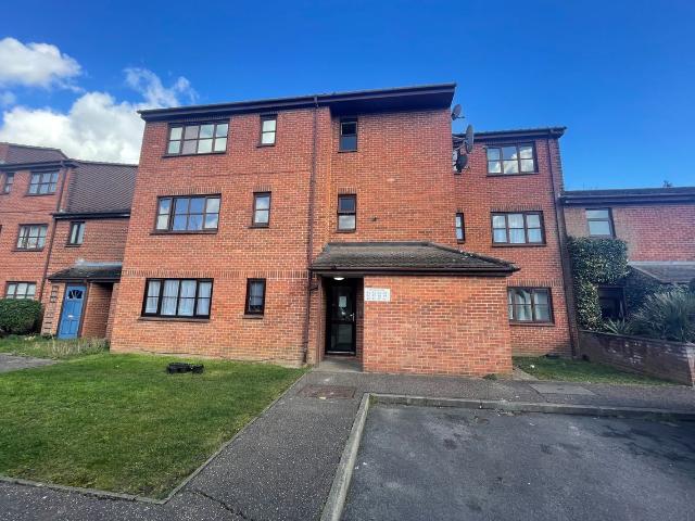 Studio for rent in Cowley, Greater London