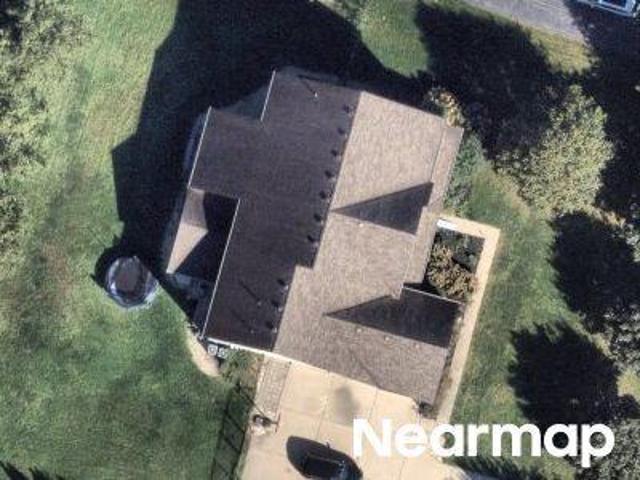 House for sale in Verona Ridge, Aurora