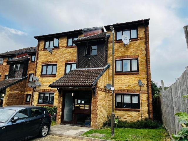 Apartment for rent in Lonesome, Greater London