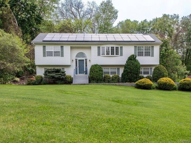 House for sale in Holmes, New York