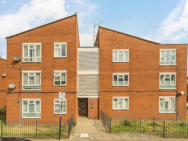 Apartment for rent in London Borough of Wandsworth, Greater London