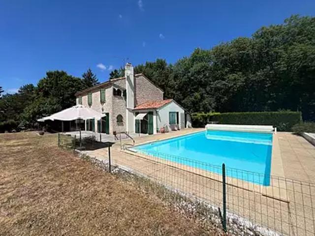 Maison vente à Montmorillon, Verrières