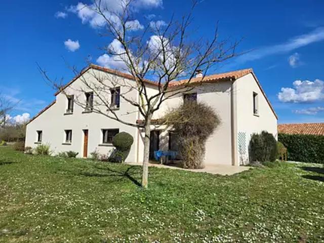Maison vente à Montmorillon, Verrières