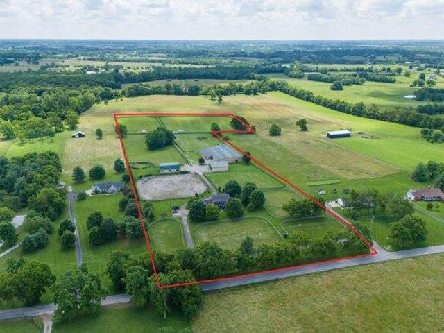 Land for sale in Versailles