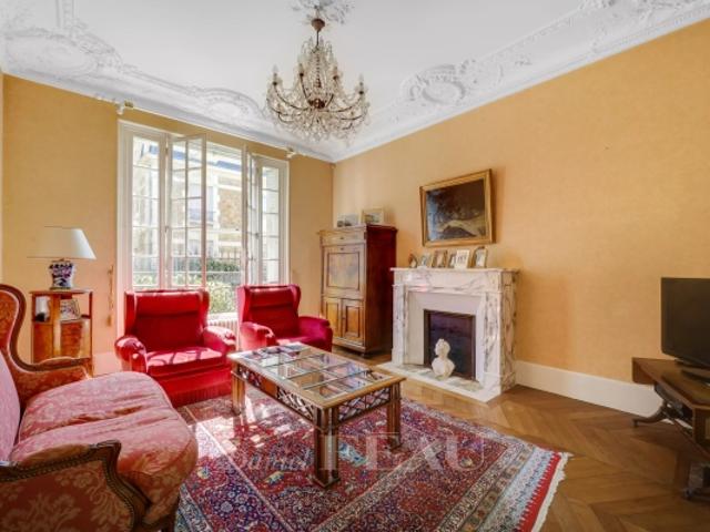 Maison vente à Versailles