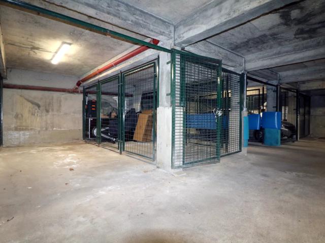 Garage vente à Versailles