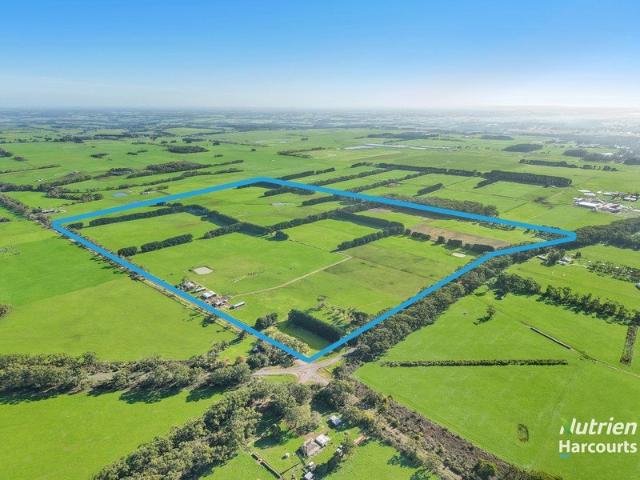 Acreage for sale in Nullawarre, Victoria
